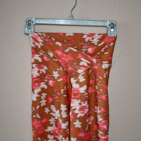 Offline by Aerie Real Me Multicolor Floral Fold over 7/8 Leggings Hi Rise Size M - Picture 3 of 6